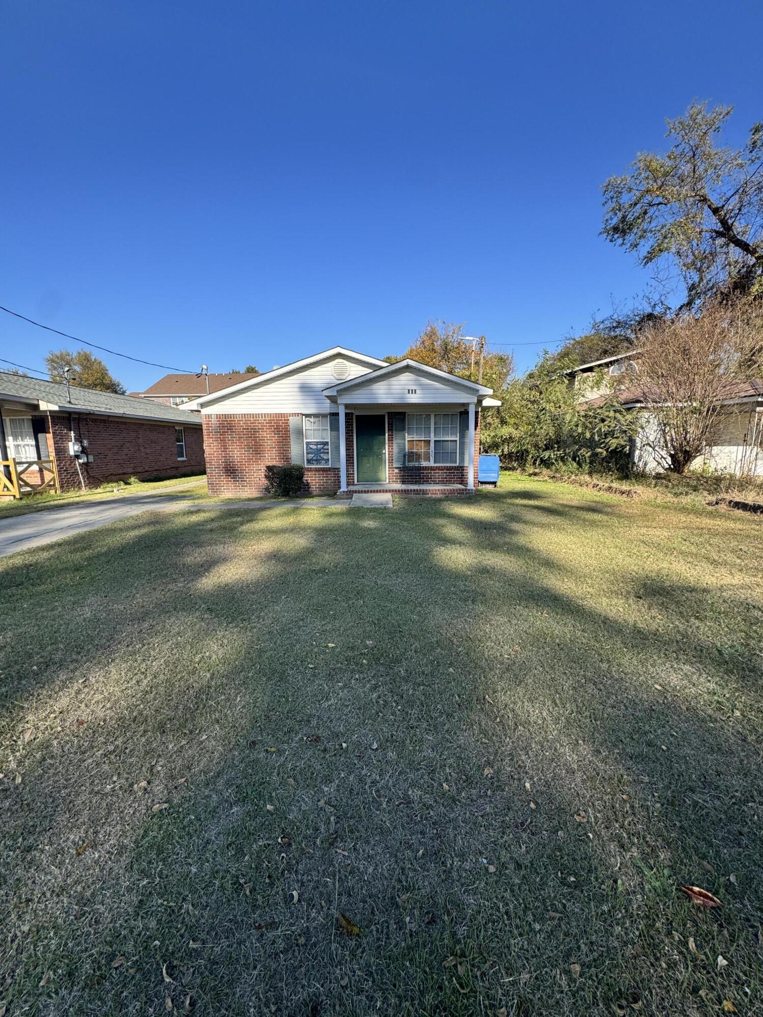 205 Japonica Avenue Property Photo 4