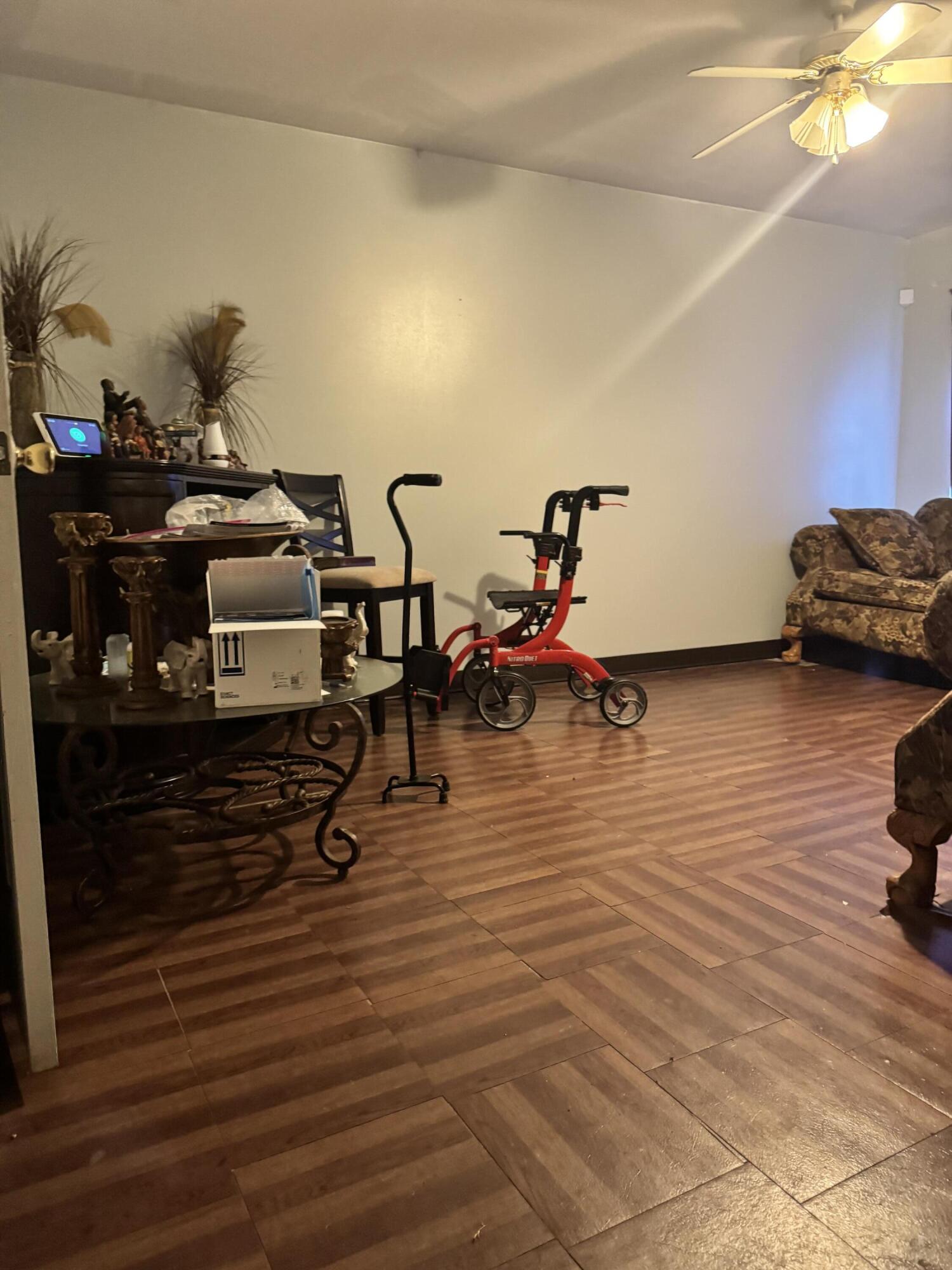 205 Japonica Avenue Property Photo 8