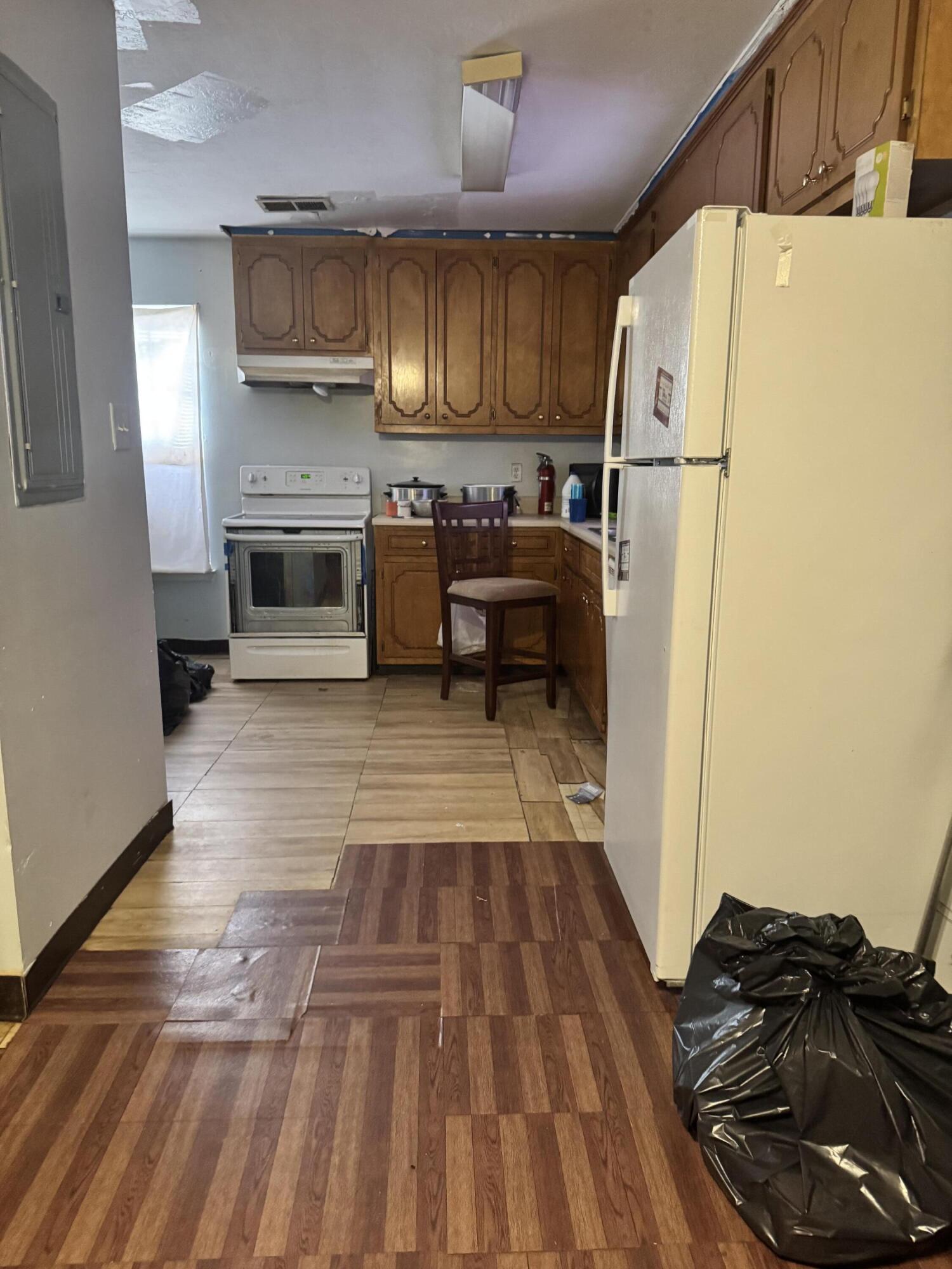 205 Japonica Avenue Property Photo 9