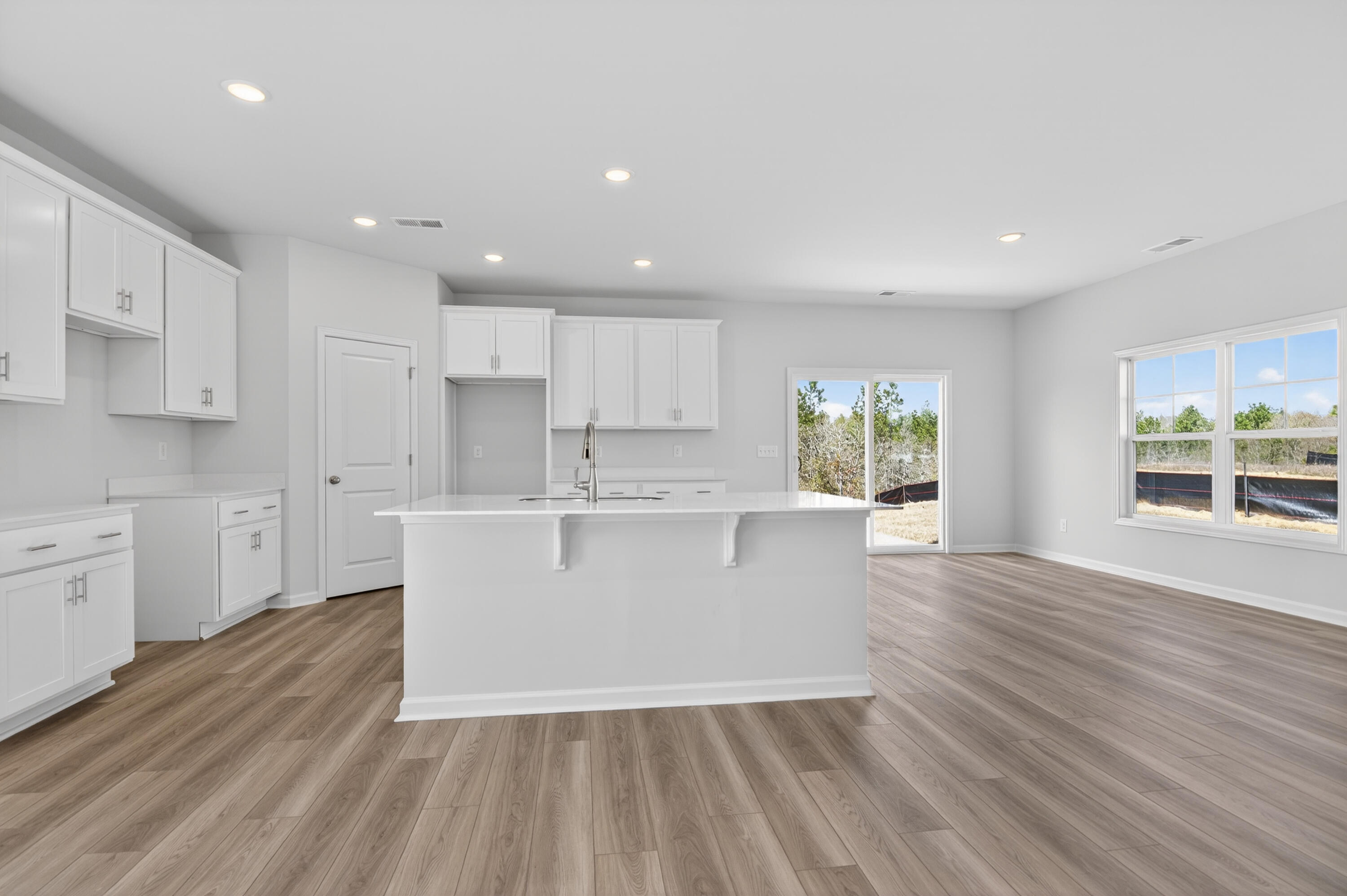 9241 Nw Wafer Ash Bend Property Photo 7