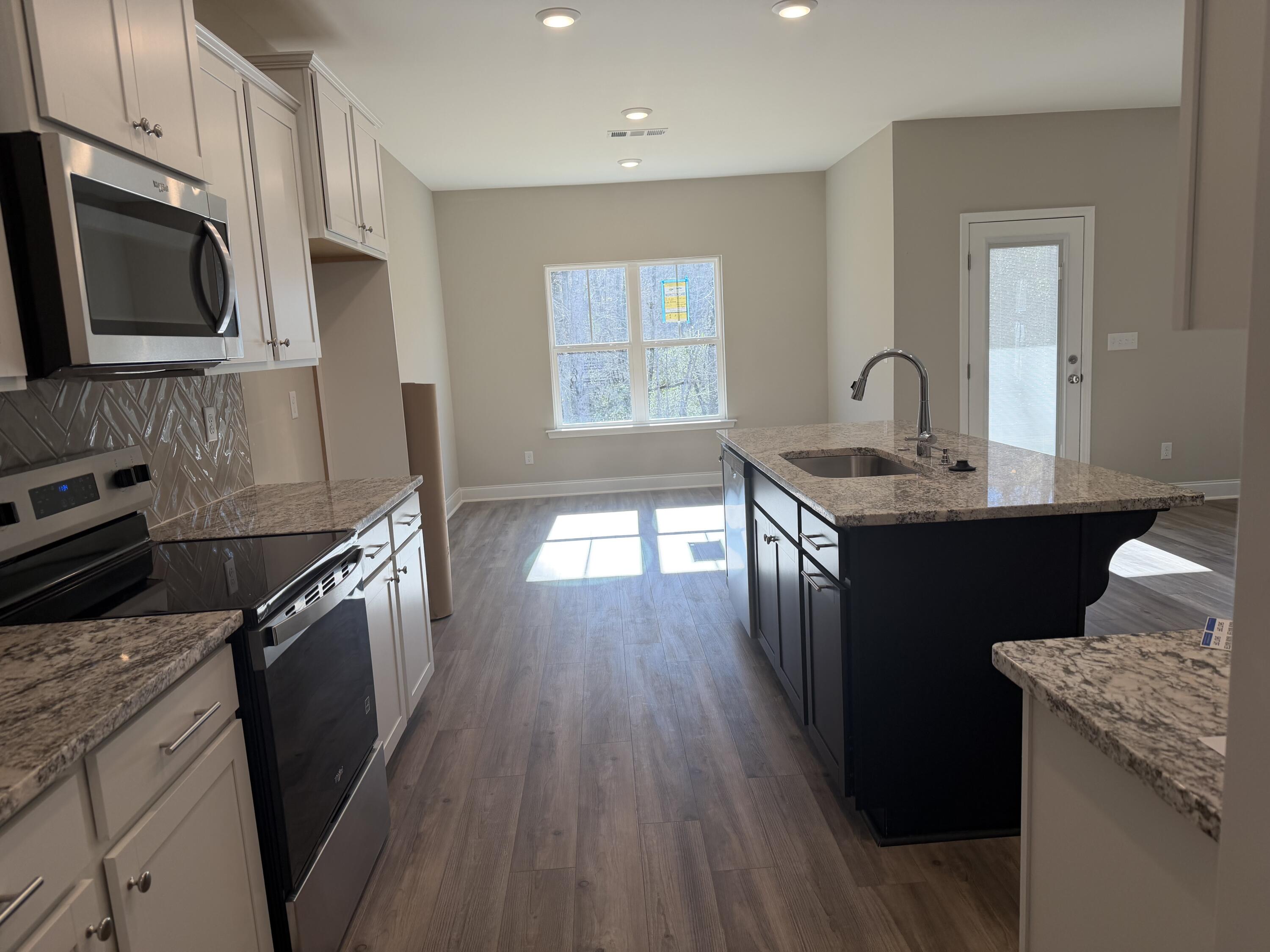 1307 Elias Station Property Photo 12