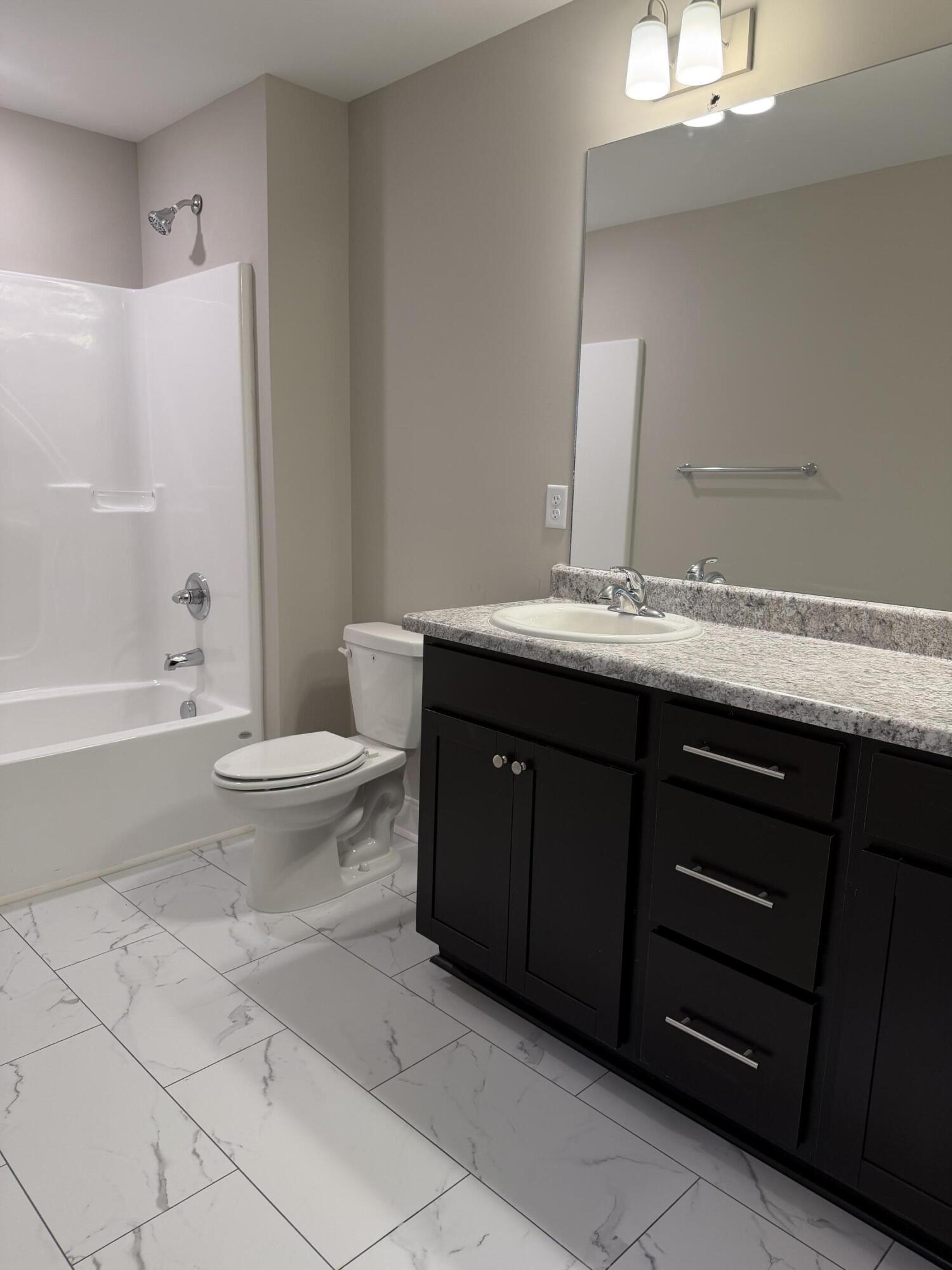 1307 Elias Station Property Photo 24
