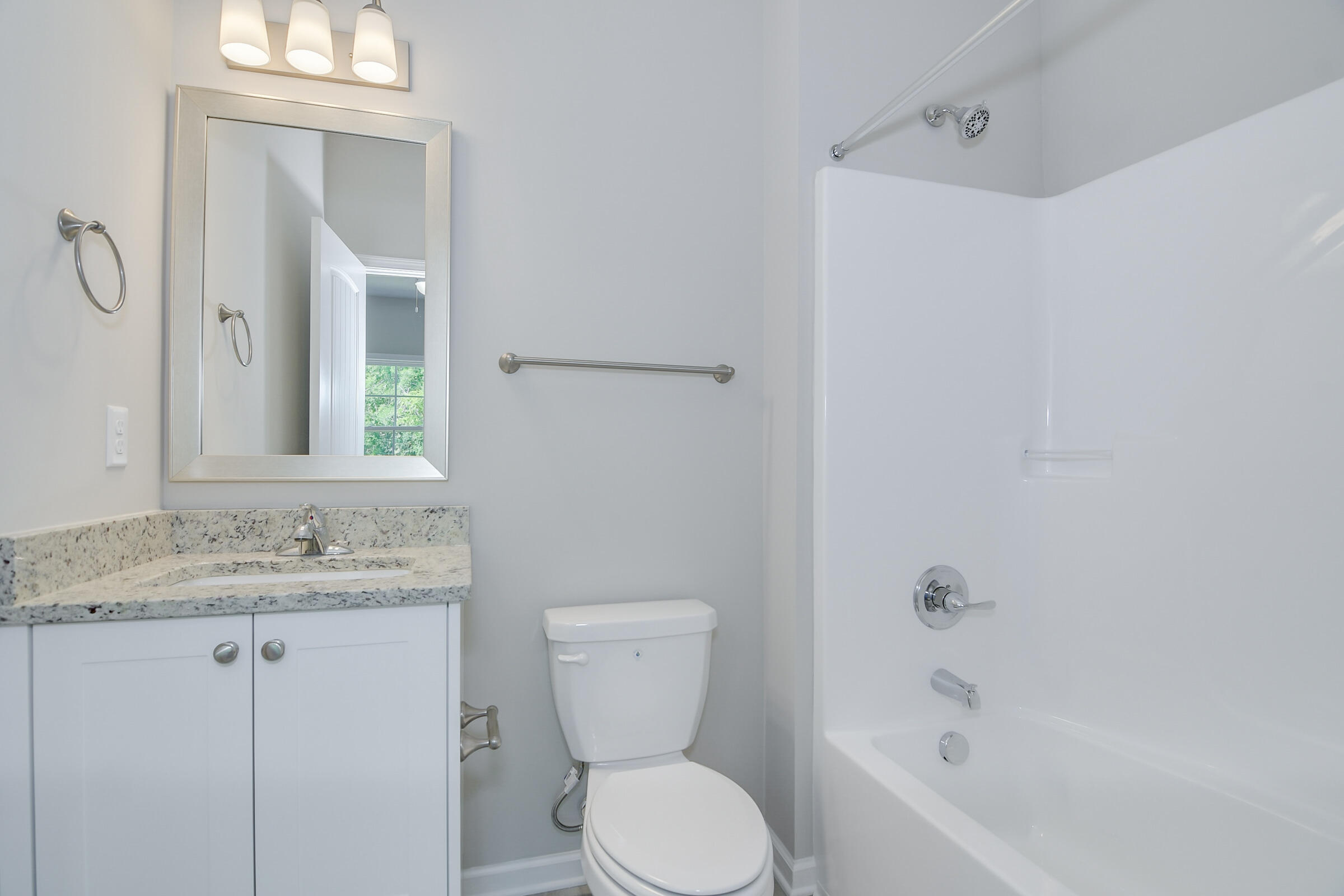 103 Constitution Circle Drive B Property Photo 20