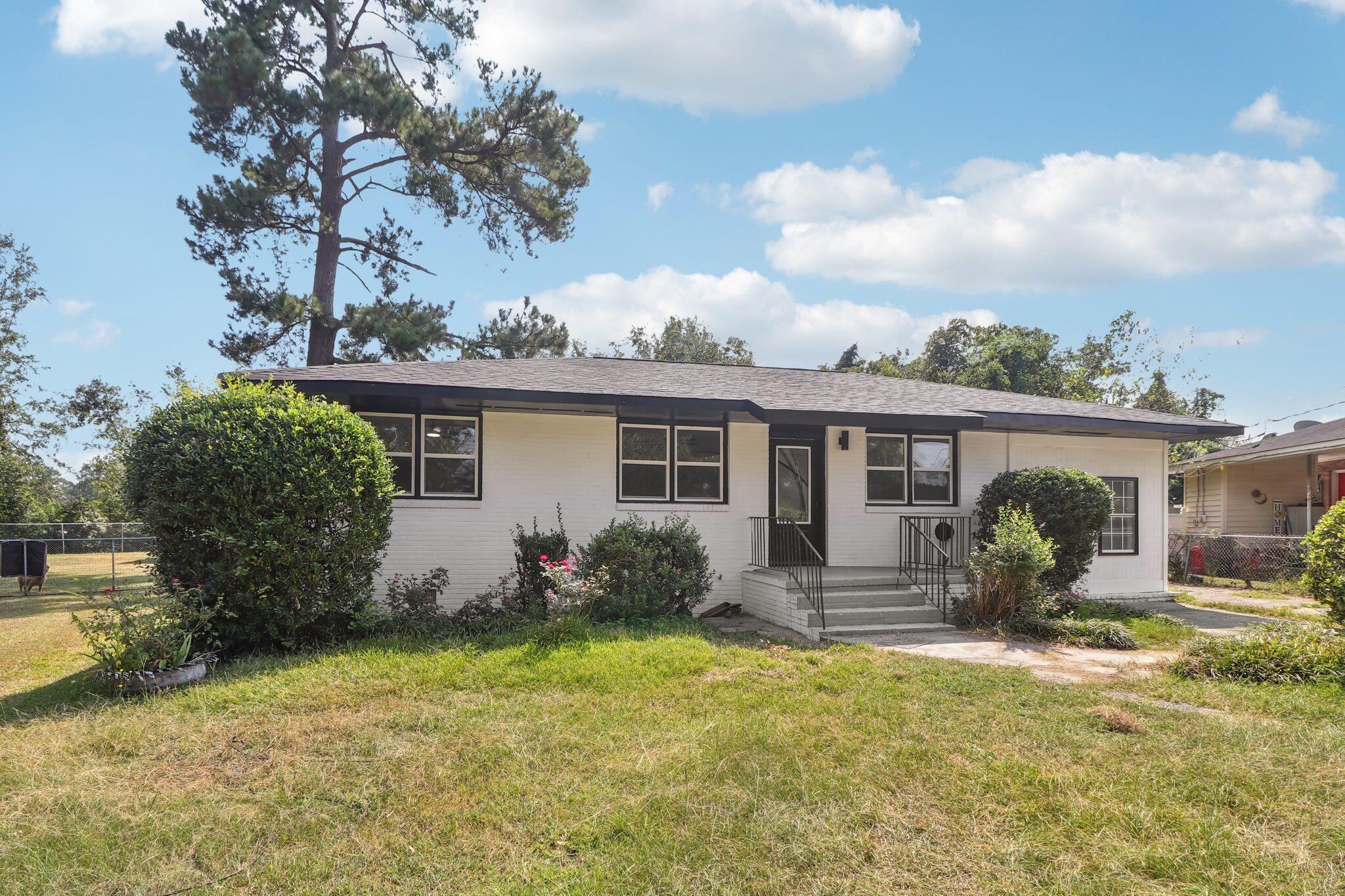 1720 Cornell Drive Property Photo 1