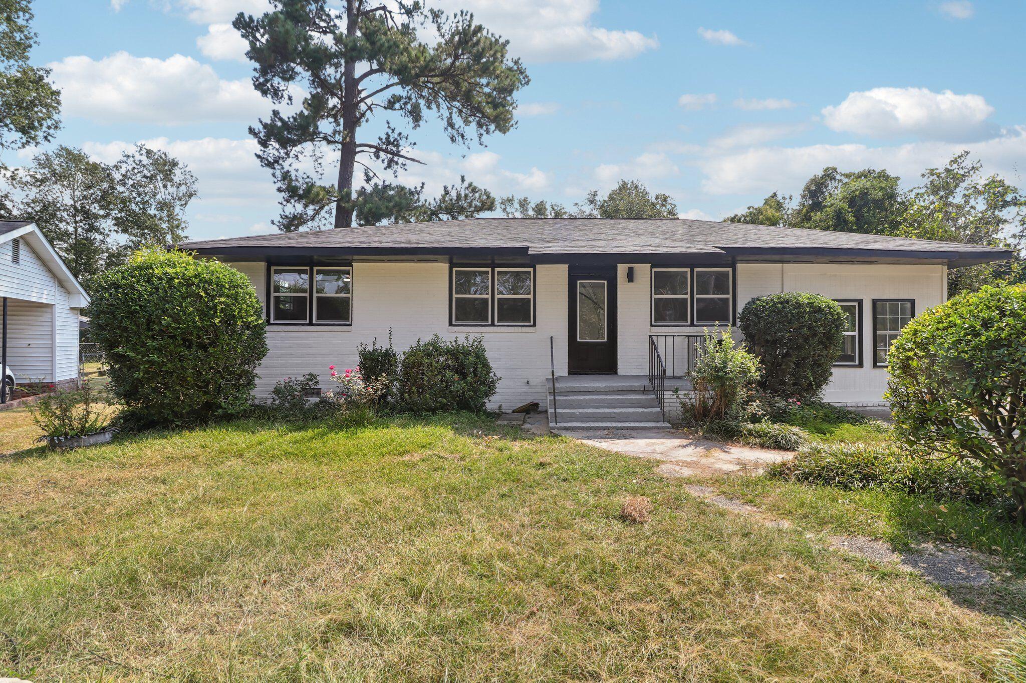 1720 Cornell Drive Property Photo 2