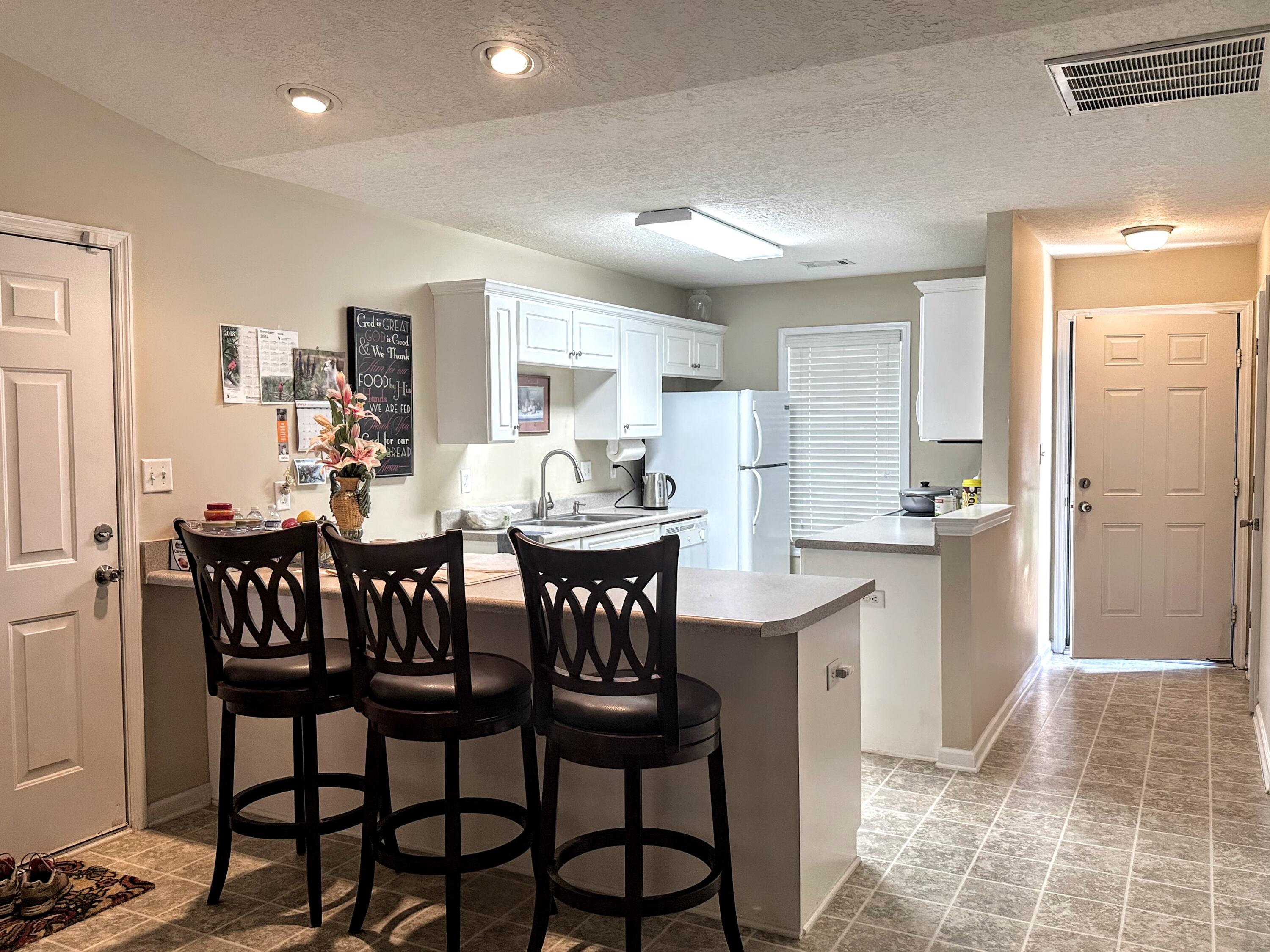 5249 Aruba Circle Property Photo 3