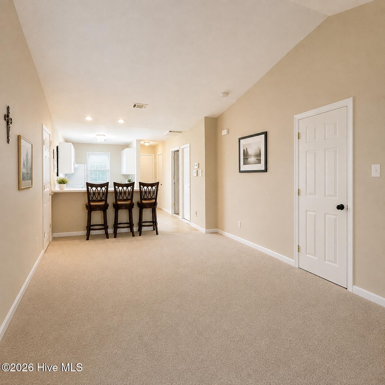 5249 Aruba Circle Property Photo 4