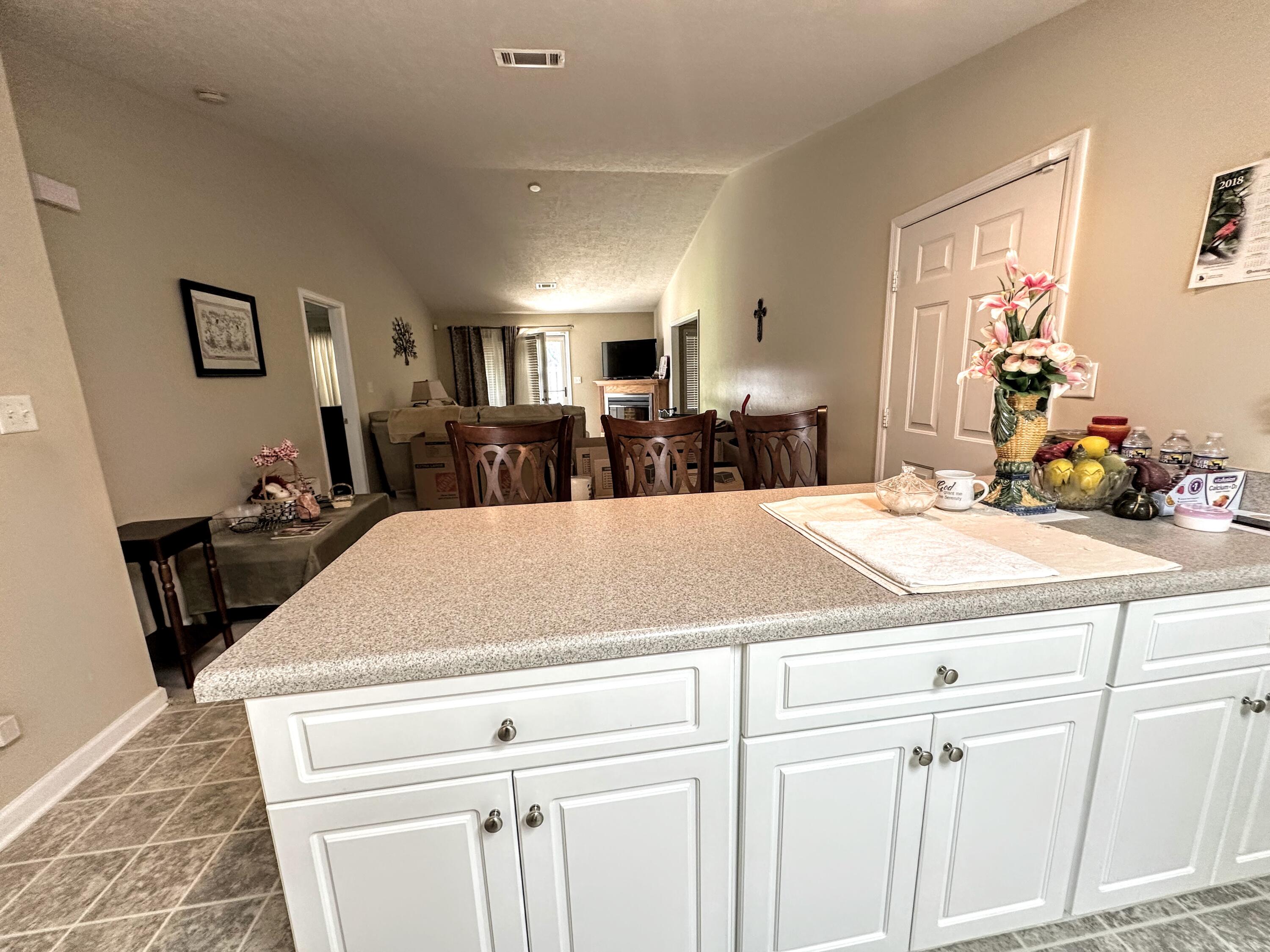 5249 Aruba Circle Property Photo 7