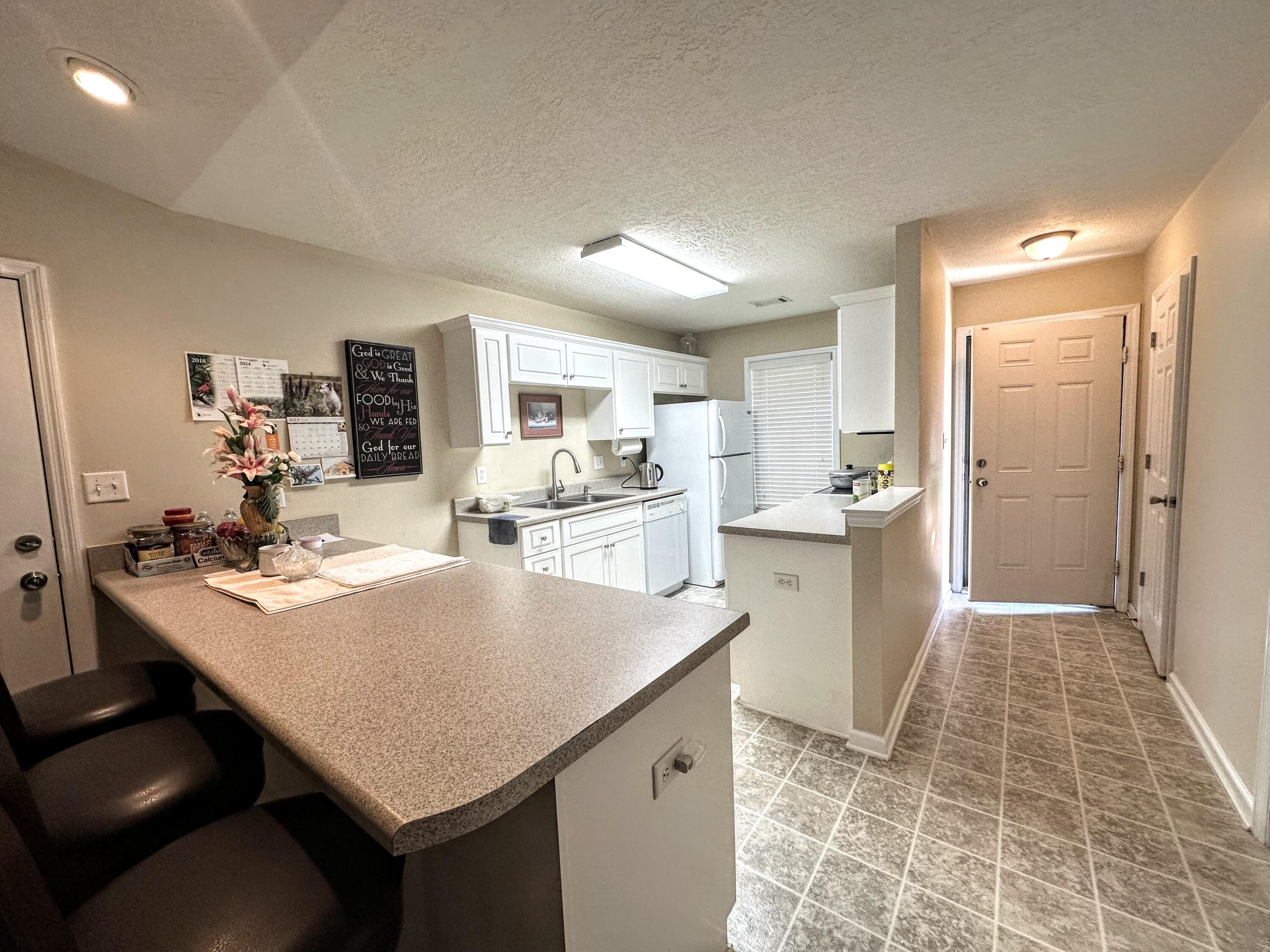 5249 Aruba Circle Property Photo 9