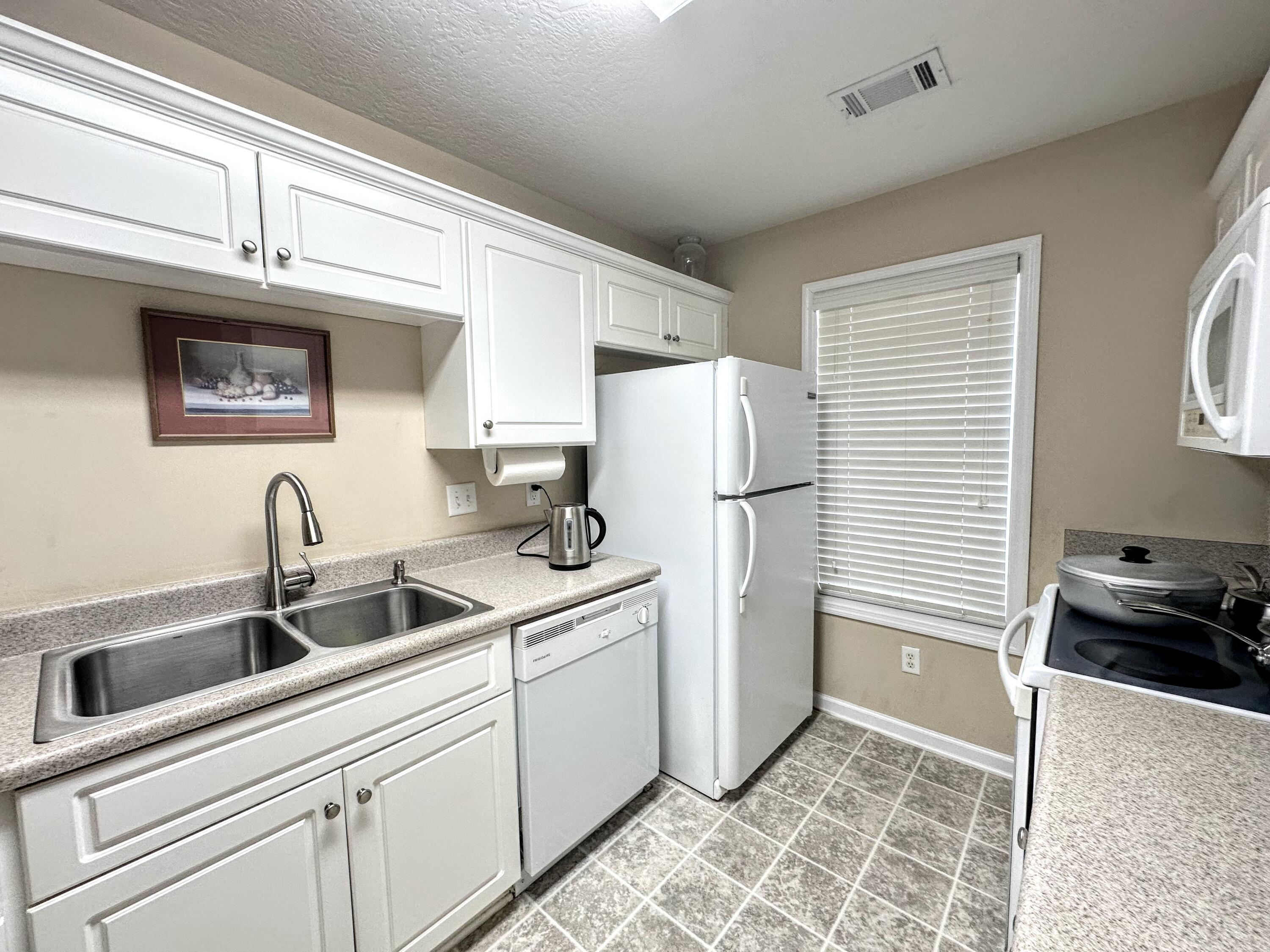 5249 Aruba Circle Property Photo 11