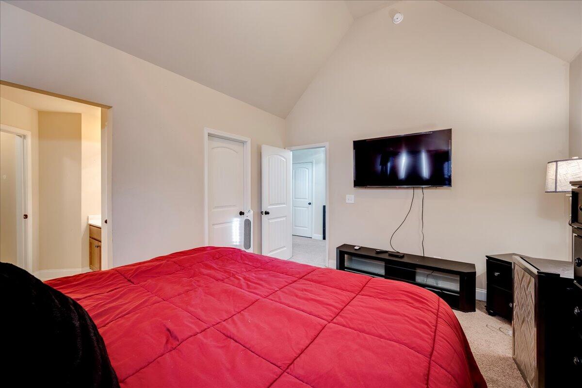 207 Dripping Rock Pass Property Photo 38