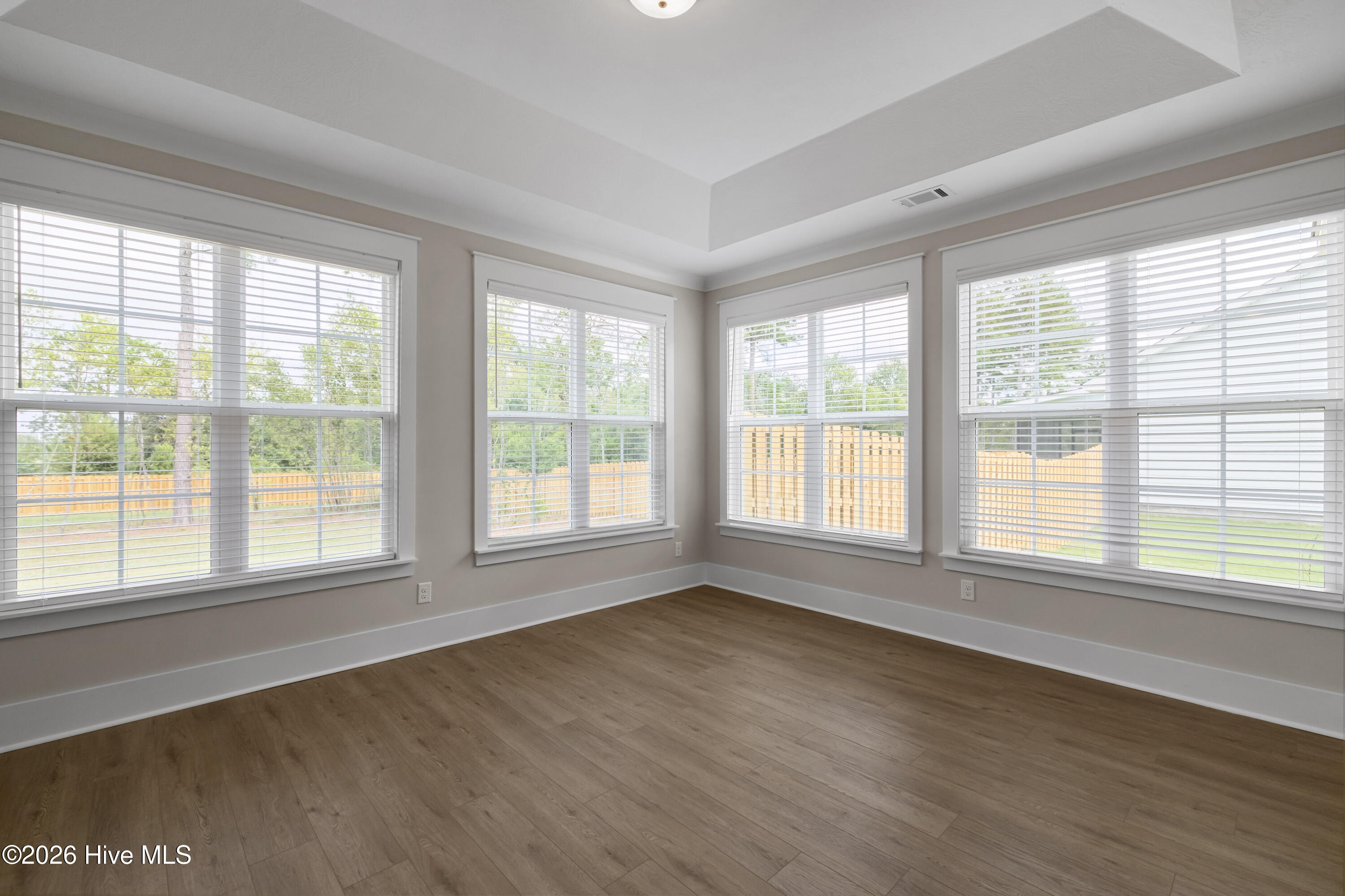 1532 Bellingham Drive Property Photo 37