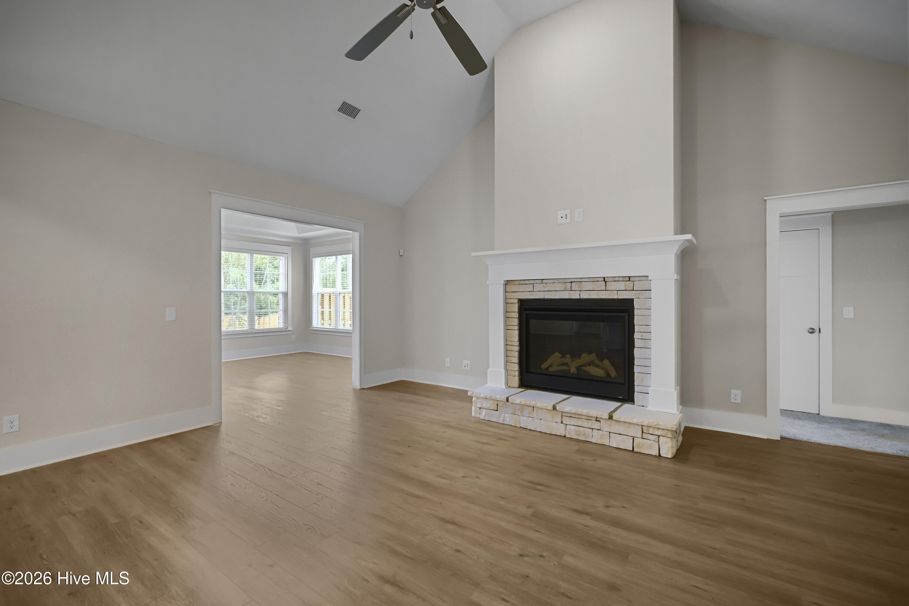 1532 Bellingham Drive Property Photo 49