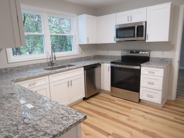4629 Silver Lake Drive Property Photo 8