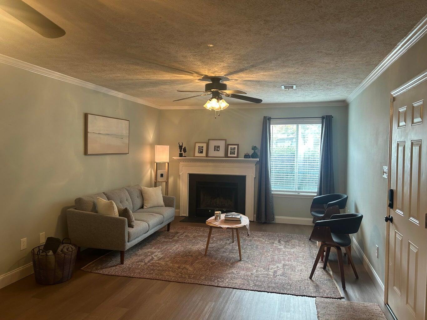 9 The Corners Drive Property Photo 7