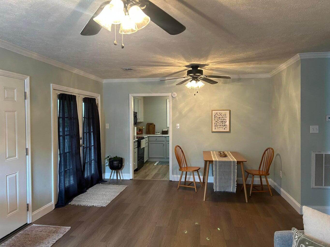 9 The Corners Drive Property Photo 10