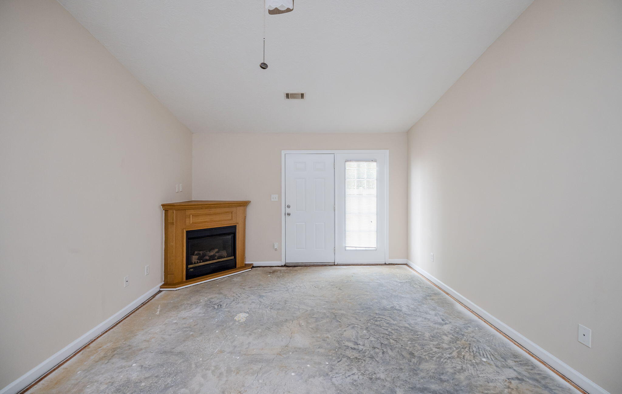 2330 Lions Gate Drive Property Photo 6