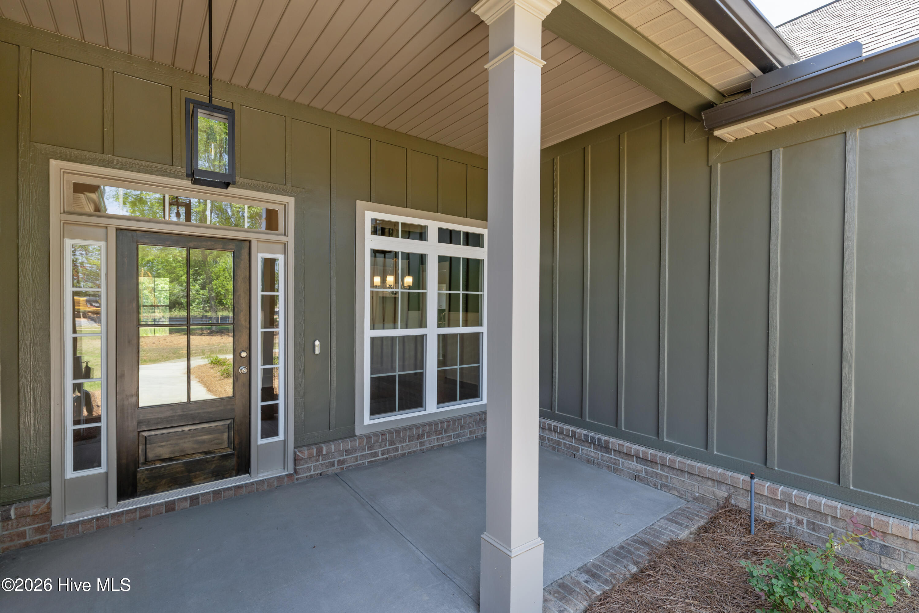 1725 Bellingham Drive Property Photo 3