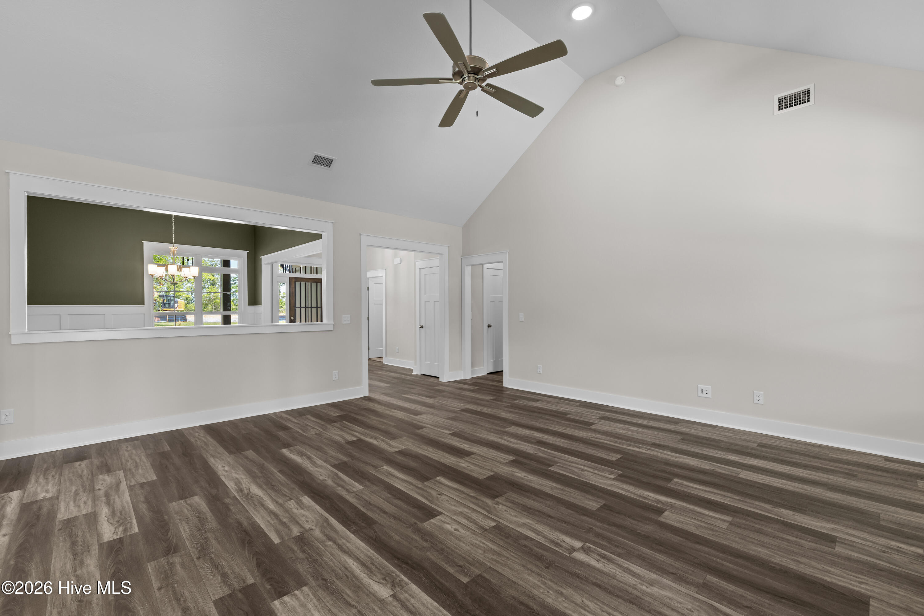 1725 Bellingham Drive Property Photo 13