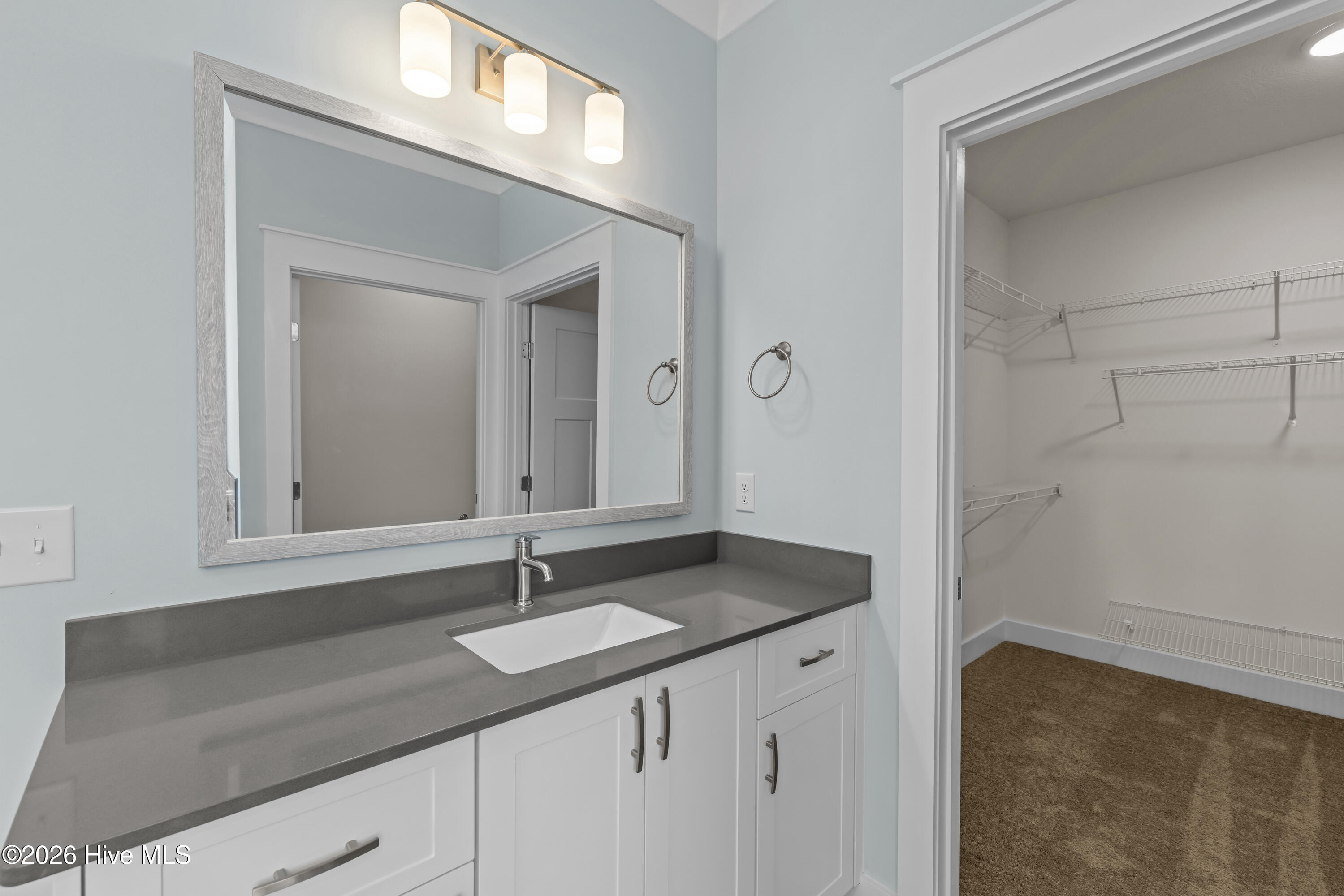 1725 Bellingham Drive Property Photo 32