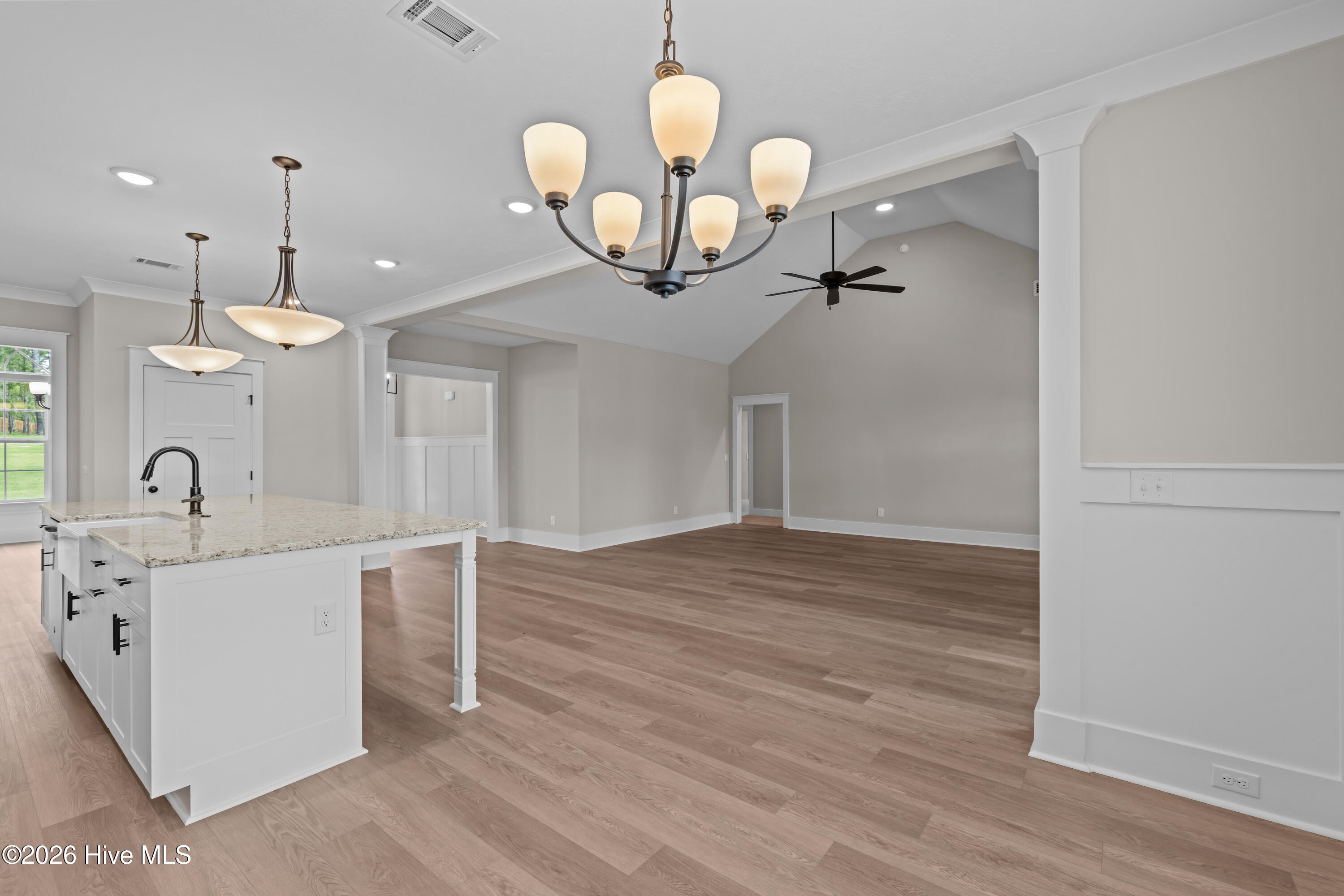 1178 Bellingham Drive Property Photo 13