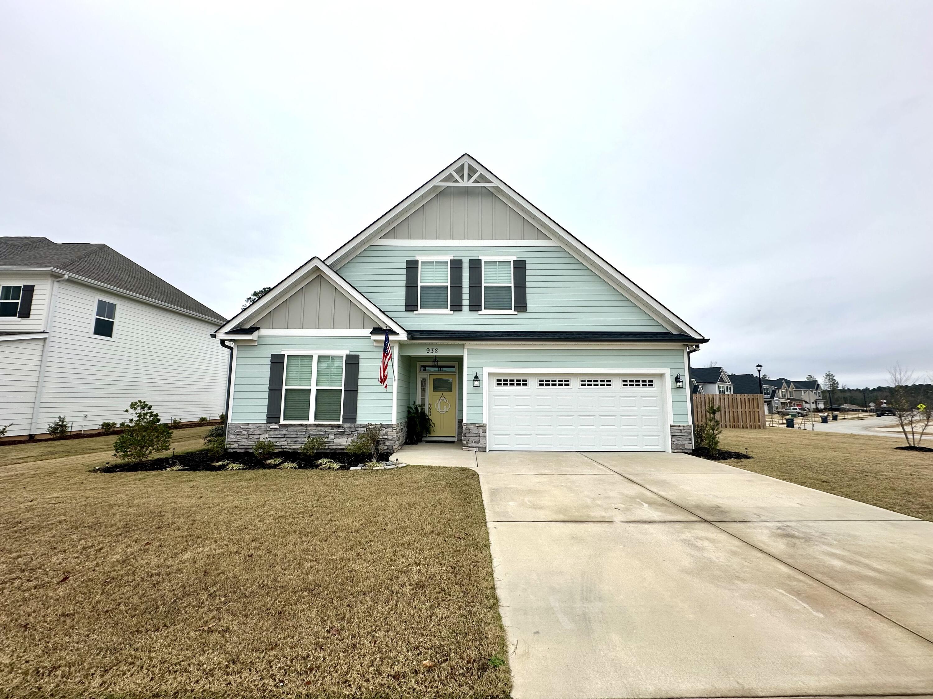 938 Walker Point Drive Drive Property Photo