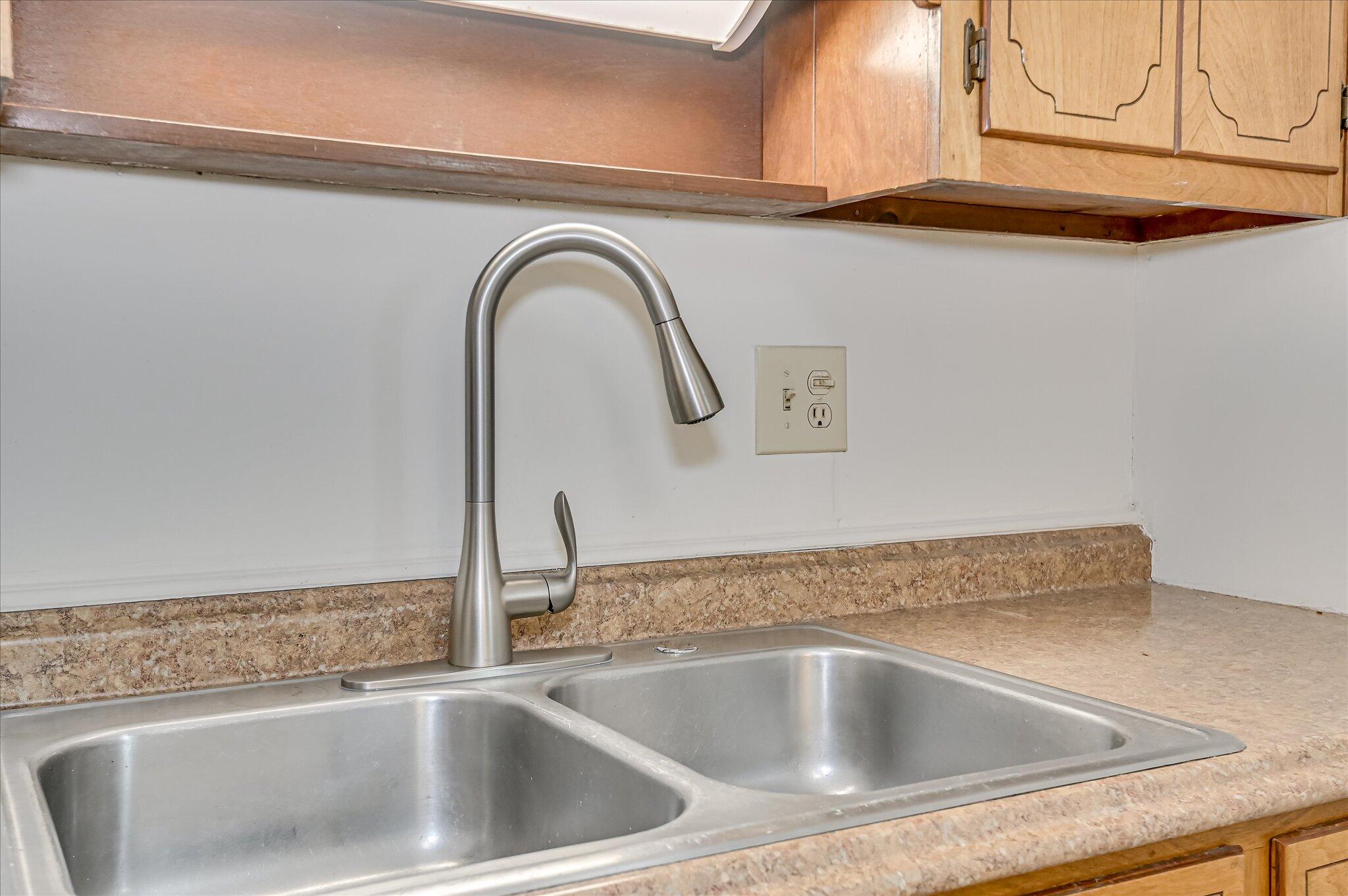 511 Merrymont Drive Property Photo 12
