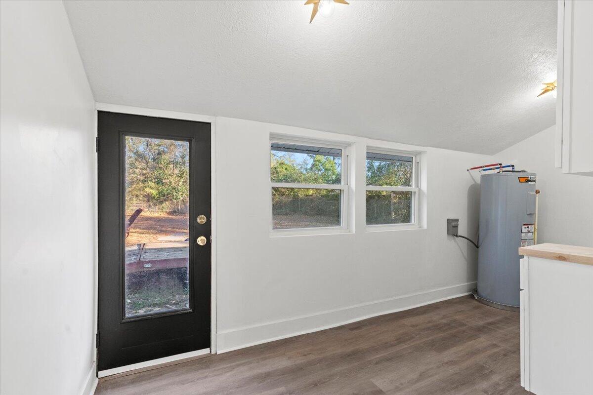 144 N Gibson Street Property Photo 11