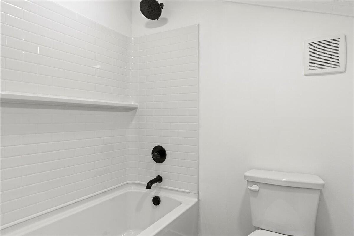 144 N Gibson Street Property Photo 17
