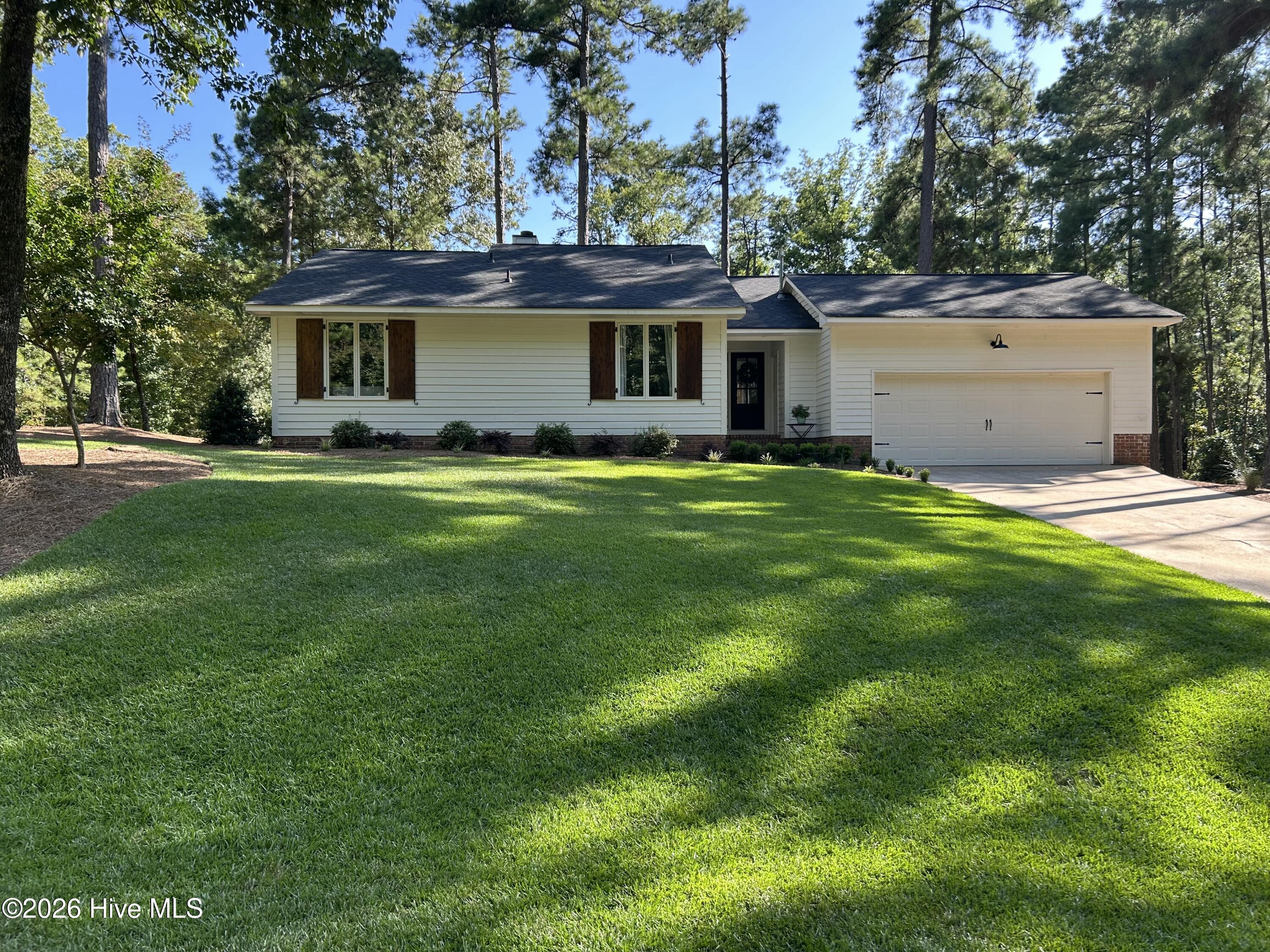 118 Southwind Drive Property Photo 3