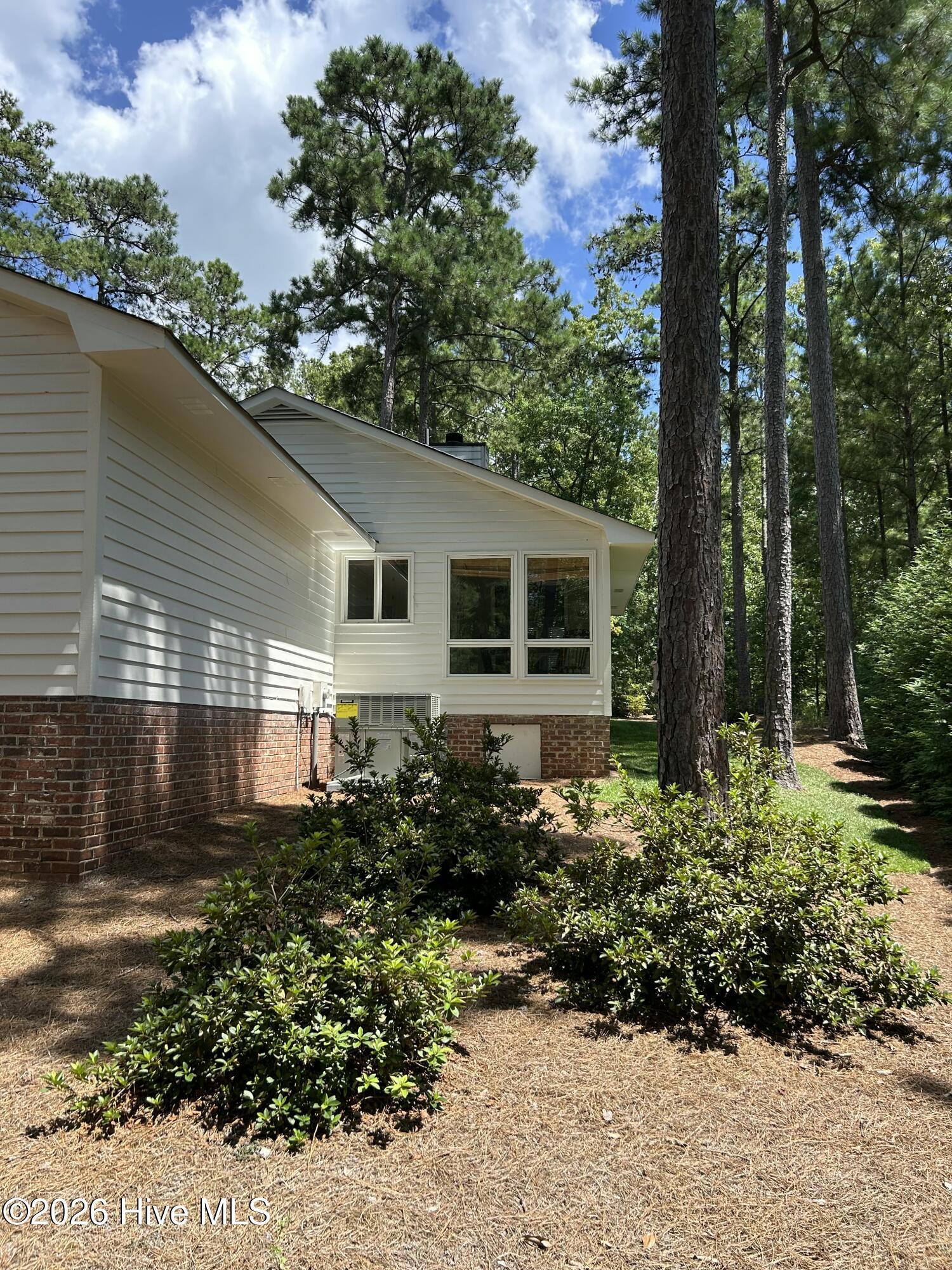 118 Southwind Drive Property Photo 6