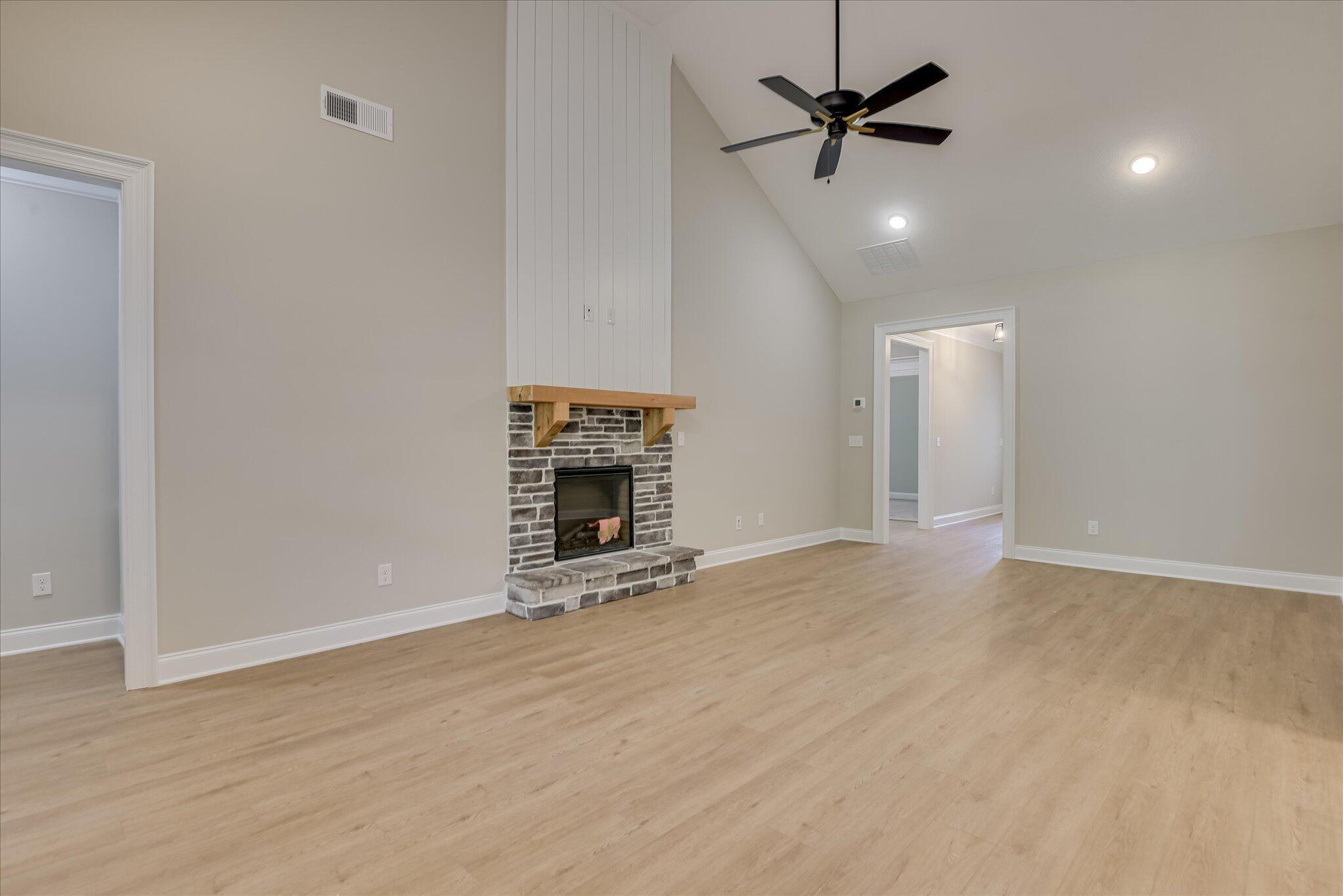 960 Speckled Teal Path Property Photo 10