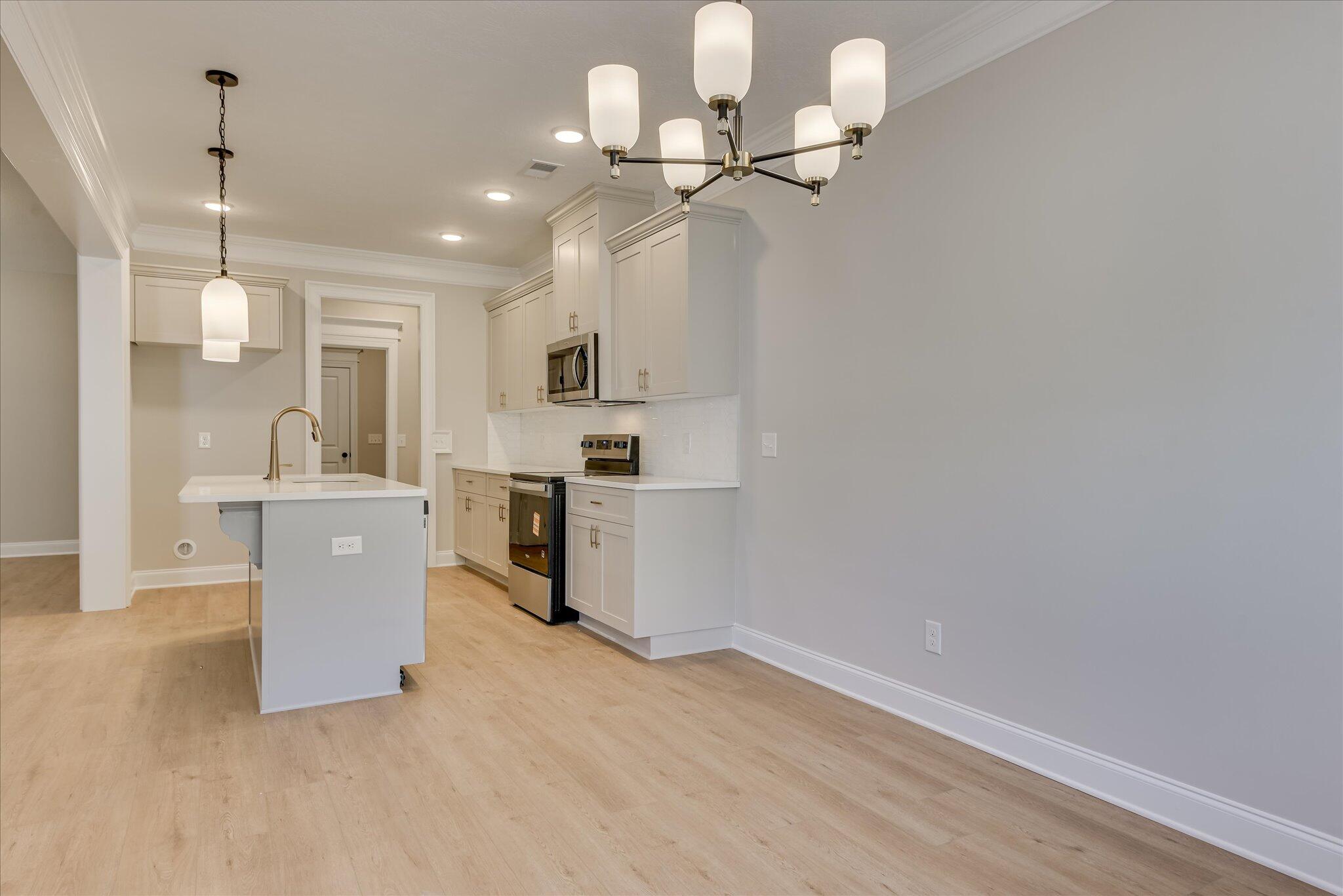 960 Speckled Teal Path Property Photo 13