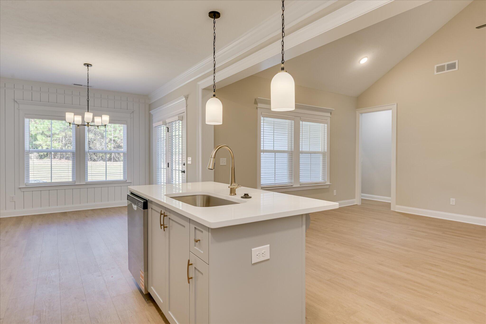 960 Speckled Teal Path Property Photo 16