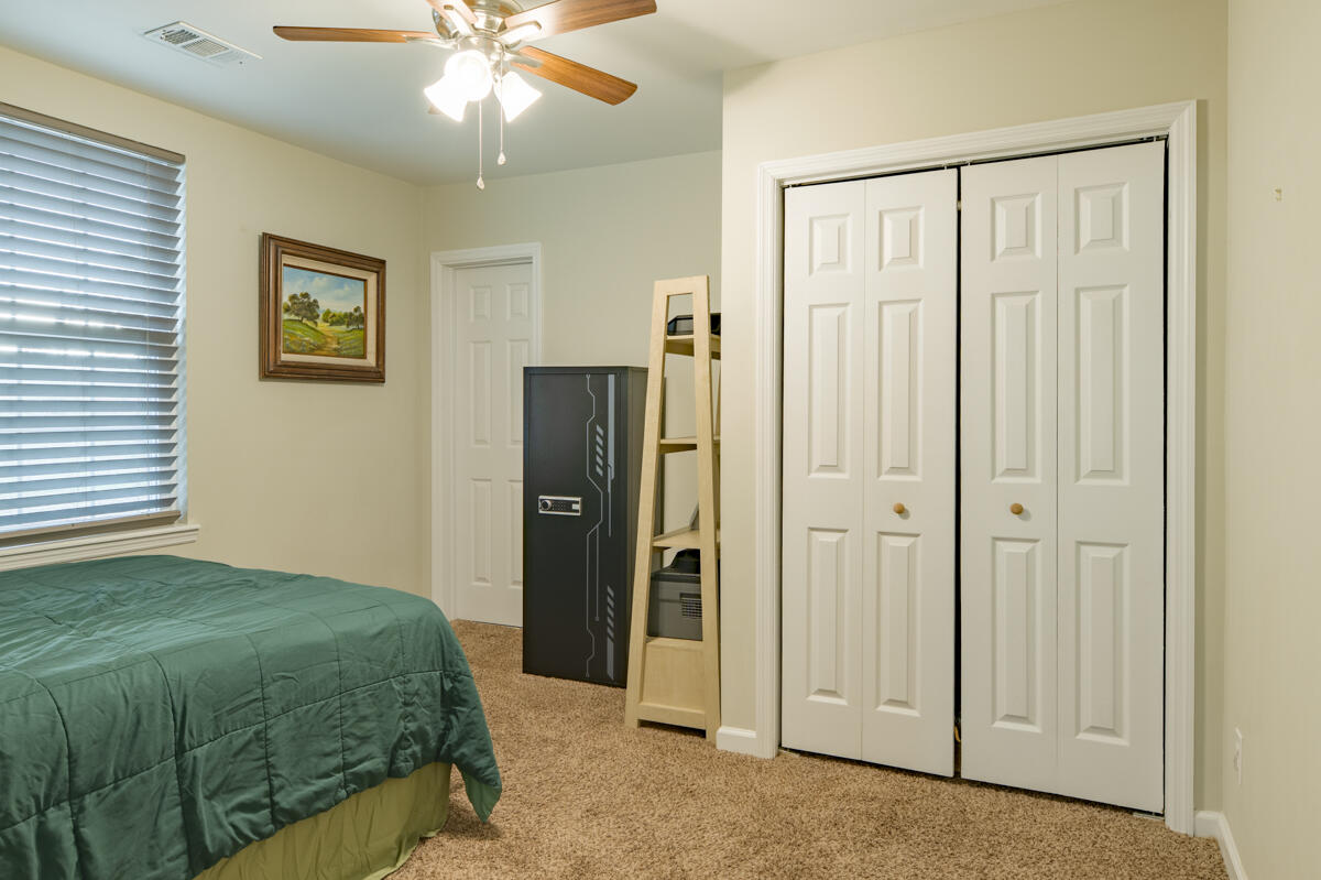 1877 Kissingbower Road Property Photo 18