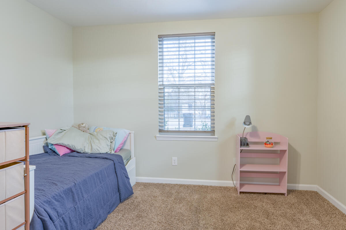 1877 Kissingbower Road Property Photo 23