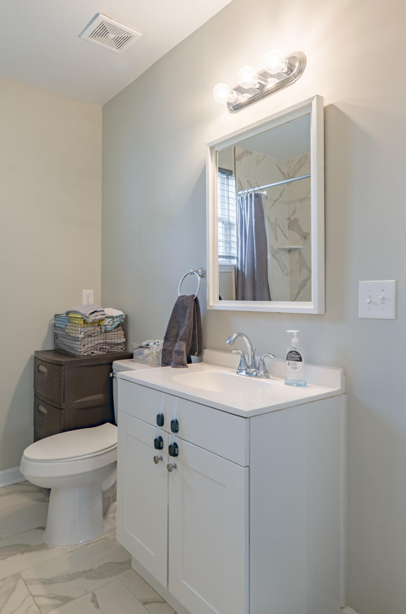 1877 Kissingbower Road Property Photo 27
