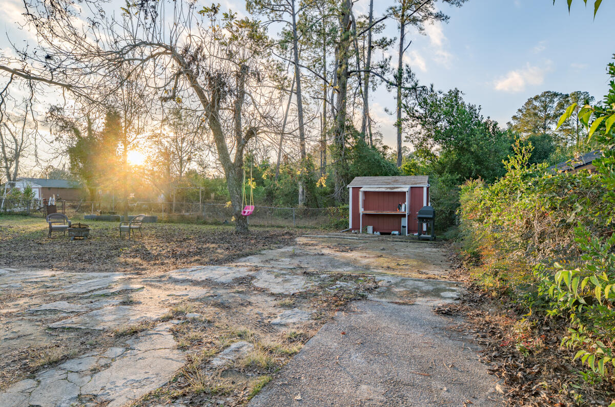 1877 Kissingbower Road Property Photo 42