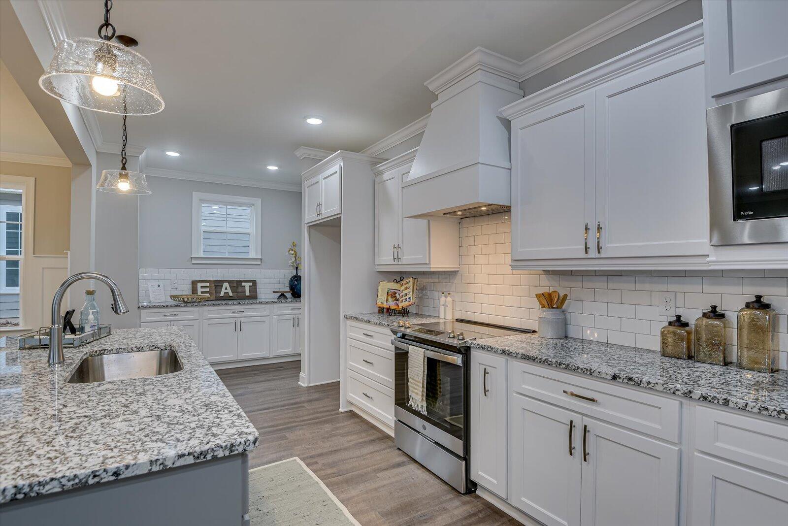 6238 Canterbury Farms Parkway Property Photo 16