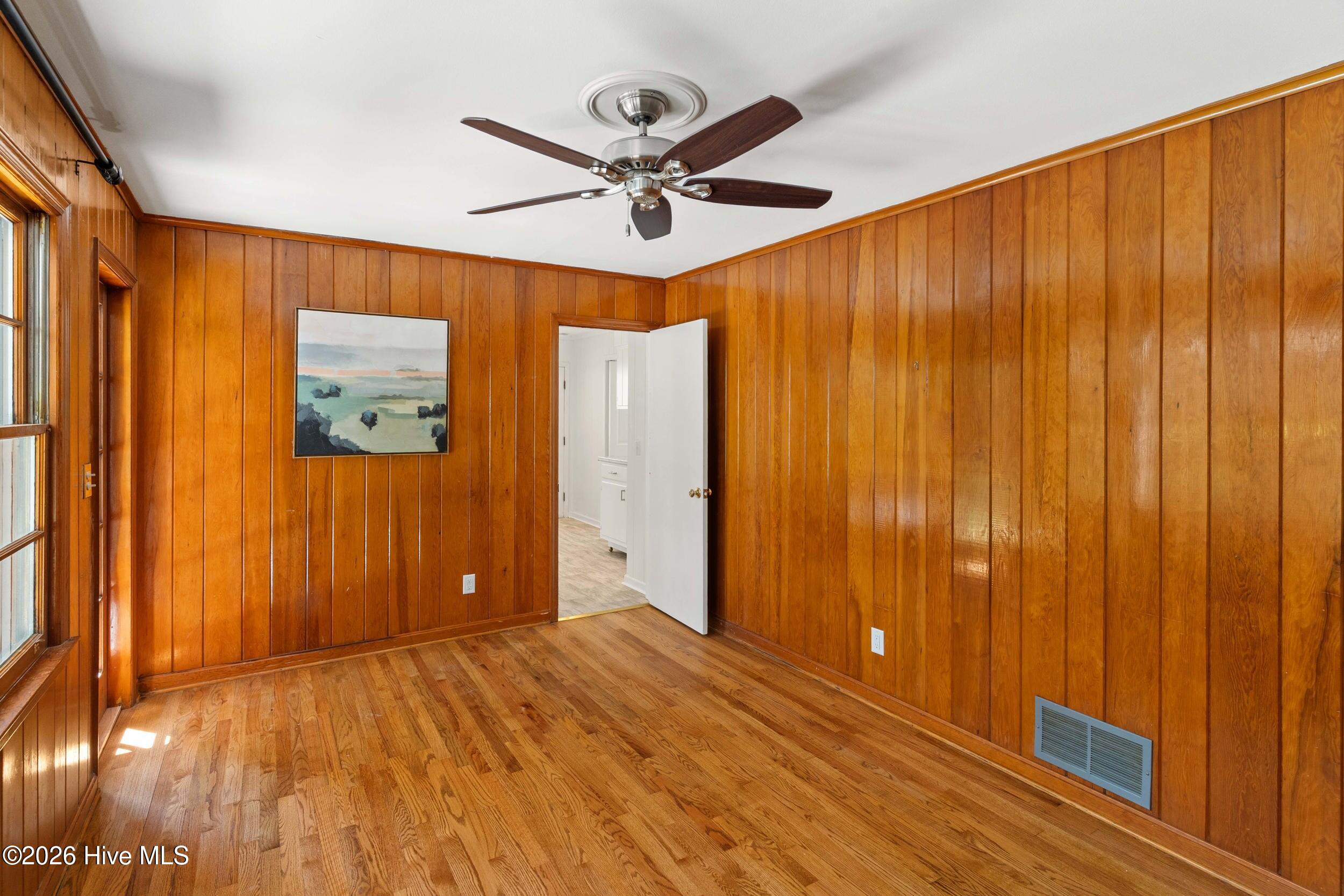 2908 Stratford Drive Property Photo 15