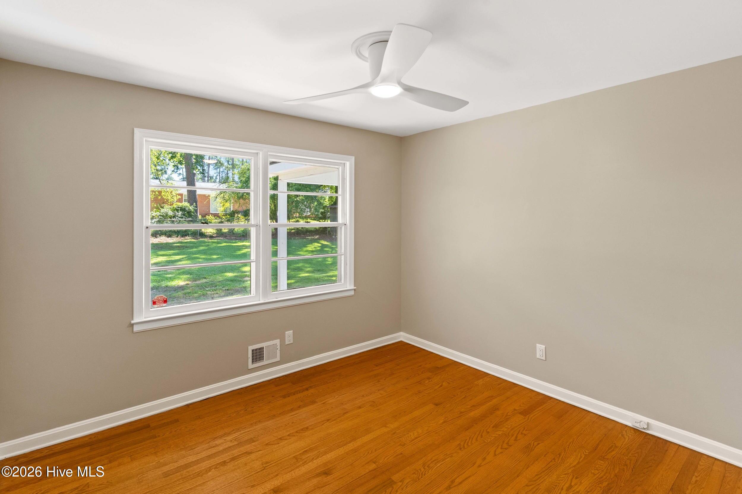 2908 Stratford Drive Property Photo 17