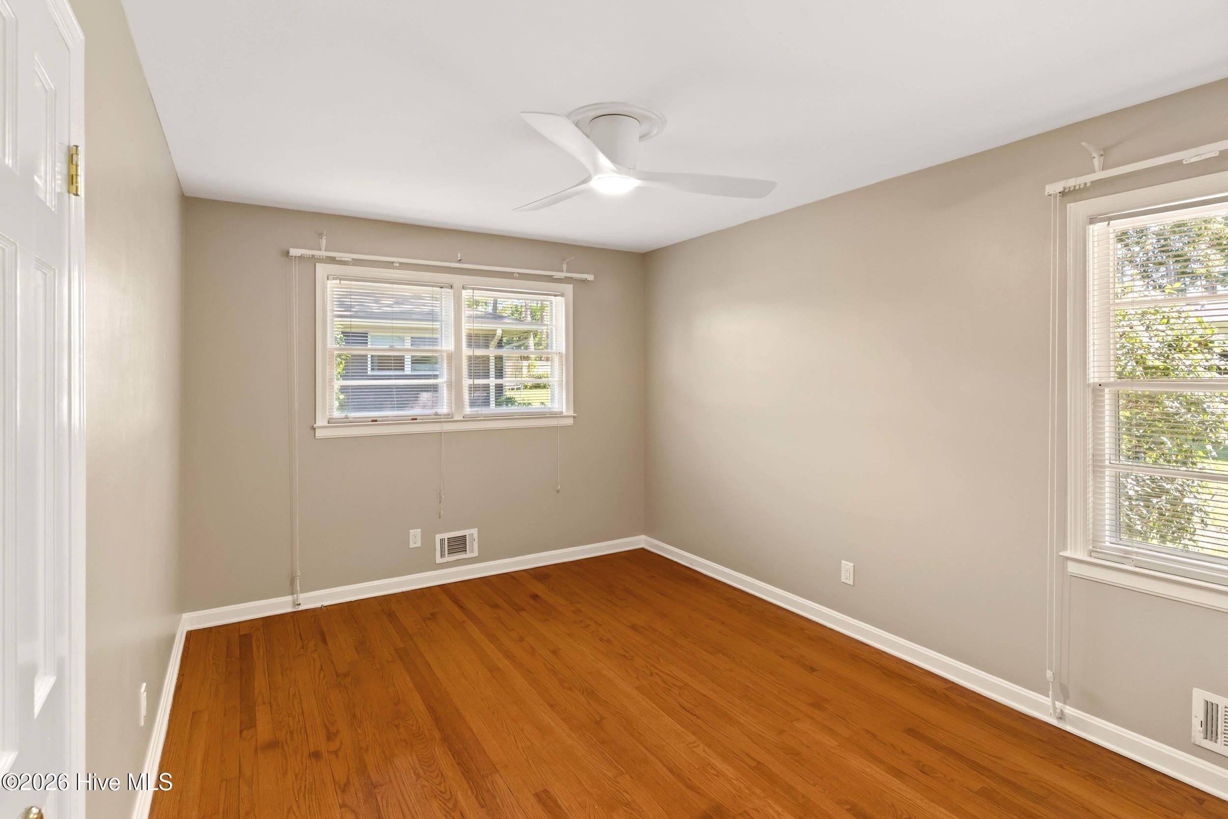 2908 Stratford Drive Property Photo 27