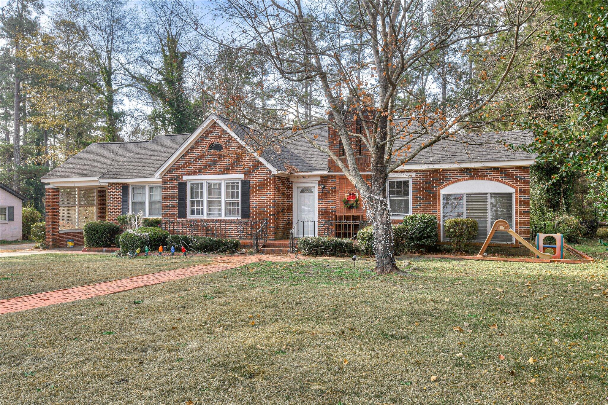 511 Victory Drive Property Photo 2