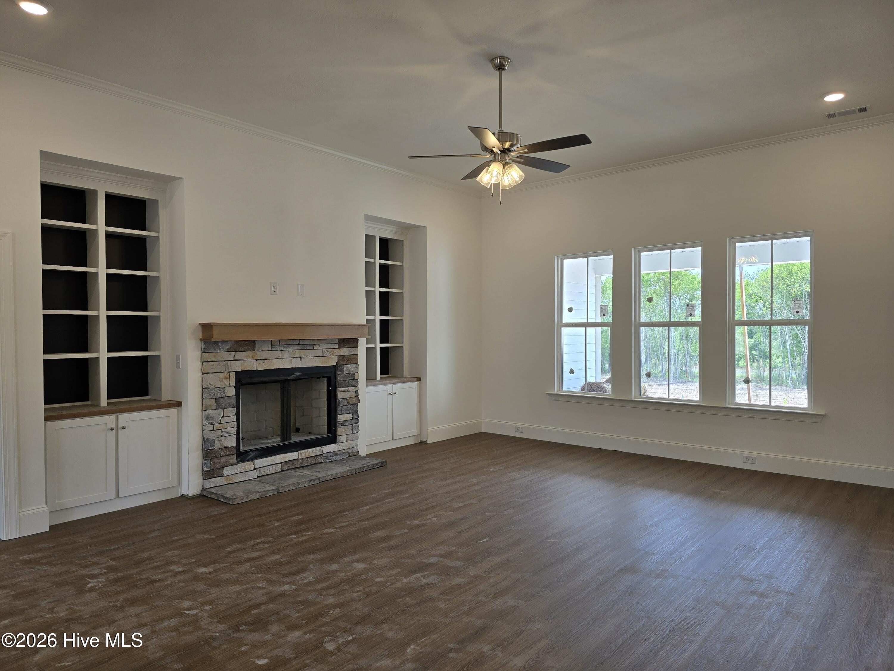 1550 Bellingham Drive Property Photo 5