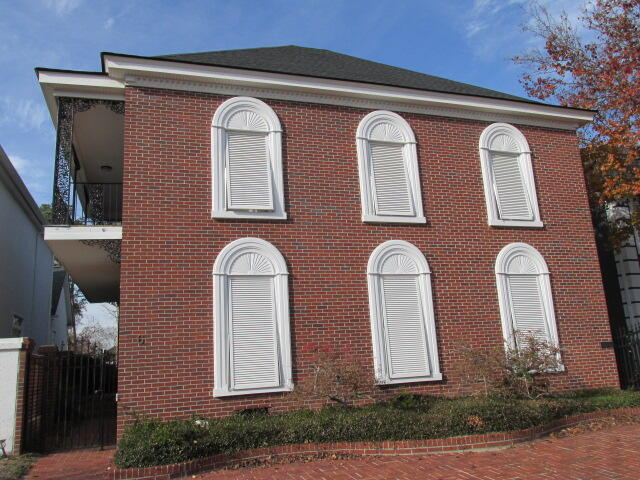 6 Conifer Square