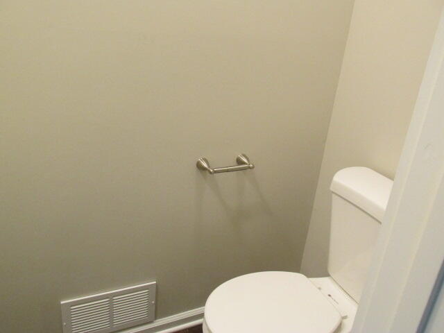 6 Conifer Square Property Photo 7