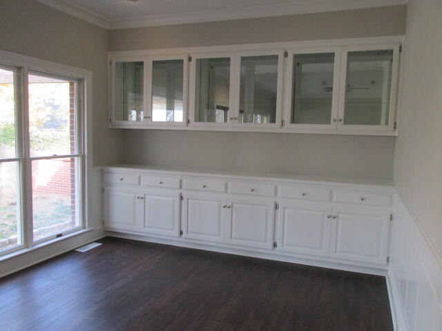 6 Conifer Square Property Photo 9