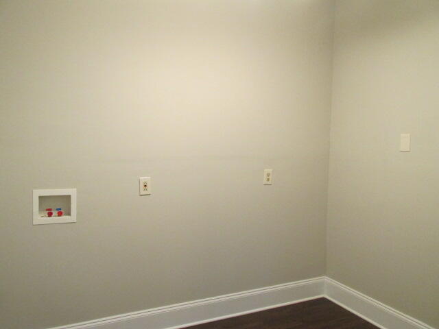 6 Conifer Square Property Photo 12