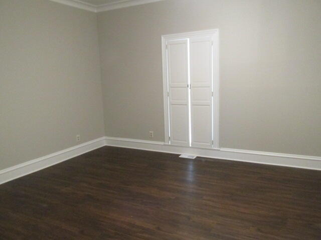 6 Conifer Square Property Photo 15
