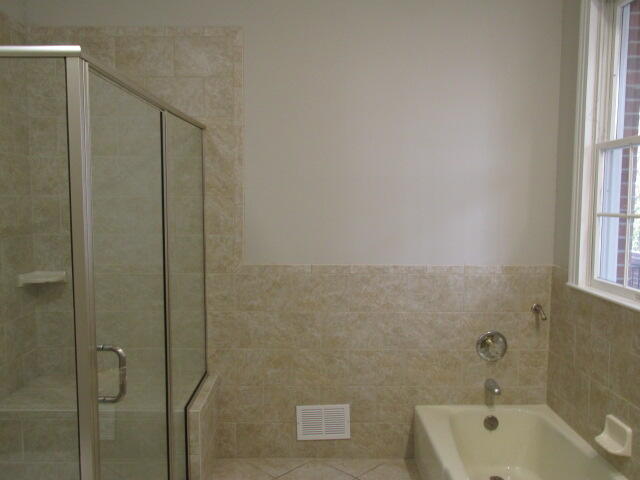 6 Conifer Square Property Photo 17